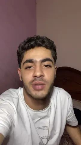 فقكك من الغرور الاهطل الي ركبك 