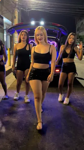 🇧🇷Favela Party🇳🇬 Octubre 11 VEN Y DISFRUTA QUE UNA FIESTA DE CALIDAD   8pm  -  Hasta el amanecer como se debe 🧟‍♂️ ⛳Quinta Guapilo *PRECIOS DE LAS ENTRADAS*   🎫✨40bs🎟️✨ INCLUYE:   1️⃣TORO MECÁNICO 🐂 2️⃣SHOW DE ANGELOSO 1hrs 🎤 3️⃣PRESENCIA DE MAYTE FLORES🤭 4️⃣AUDIO CARS 🎺 5️⃣SHOW DE BAILARINAS 💃 6️⃣DJ YOXEL Y ANIMANDO RICHARD INK 7️⃣CONCURSO DE BAILE 🎵🎵 8️⃣SEGURIDAD PRIVADA 👮🏽‍♀️ 9️⃣1 PISCINAS GRANDE🛝💦 🔟AMBIENTE CERRADO Y HERMOSO ✨ TE IMAGINAS TODO ESO POR TAN SOLO 40BS NO TE QUEDES AFUERA RESERVA TU ENTRADA 😏 EL MEJOR SHOW Y ENTRETENIMIENTO QUE PODRAS TENER PARA DIVERTIRTE Y PASARLA BIEN 🍻🥃🍹Tragos y Cerveza a precio de licorería🥂🍸🍻🥃 FLOR DE CAÑA FOUR LOKO CERVEZA PACEÑA CORONA AGUA VITAL  BARDERO VOCKA Y MUCHO MAS! TAMBIÉN CONTAREMOS CON COMIDA POR SI TE DA HAMBRE A MEDIA NOCHE🍔 Reservas o más info:  andreesssss 78521489 #paratiiiiiiiiiiiiiiiiiiiiiiiiiiiiiii #fyp #favelaparty #santacruzdelasierra🇳🇬 #villa1rodemayo 