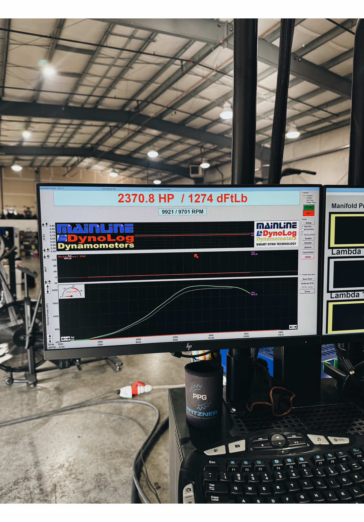 🥵 2370HP and that wasn’t even all the gas.  www.speedfactoryracing.net  Instagram DM 📲 @speedfactoryracing Website 💻 www.speedfactoryracing.net Call 📞 253.566.4331 Email 📩 Sales@speedfactoryracing.net #speedfactoryracing  #speedfactory #yourtrustedsource  #honda    