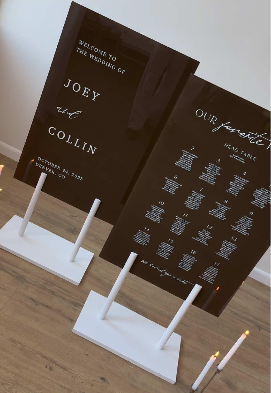 Because brown is having her moment — and we’re here for it 🤎🕯️ Pair your signs with candles, a good stand, and soft florals for the full dreamy effect. Proof that you don’t need a massive (or expensive) display to create a luxury look. It’s all in the styling. ✨ #weddingsignage #2026wedding #welcomesign #2027wedding