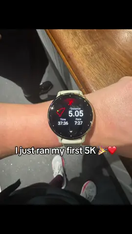 A new milestone 🥹❤️  I just ran my first 5k in my training for the London marathon!  Feeling very proud, couldn’t of done it without the running club I went to. It helped me set the pace and having others to run with was really motivating!  #airambulance #runningseries #londonmarathon #beginnerrunner #runningfordad 