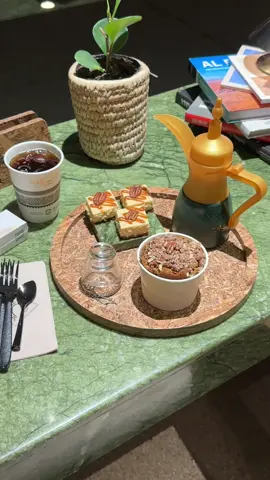 أفتتاح اول فرع ل رسلانيه بالرياض ماشاء الله 🧚‍♀️ المكان خخخيال ،، تحفه معماريه تعكس التراث السعودي بروح عصريه 👌🏻  @raslania  هويه سعوديه تتكلم بالفخامه 🇸🇦🇸🇦  #explore  #رسلانيه  #كافيهات #شرق_الرياض  #اعلان 