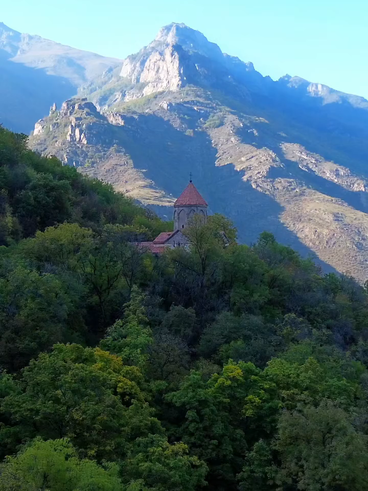 QƏRBİ ZƏNGƏZUR, QAFAN.
