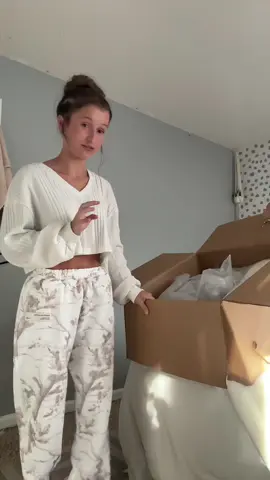 SHEIN haul!!! Only been waiting 4 weeks for it to come but…. #sheincares #sheinhaul #sheingals #fyp #fypシ゚viral 