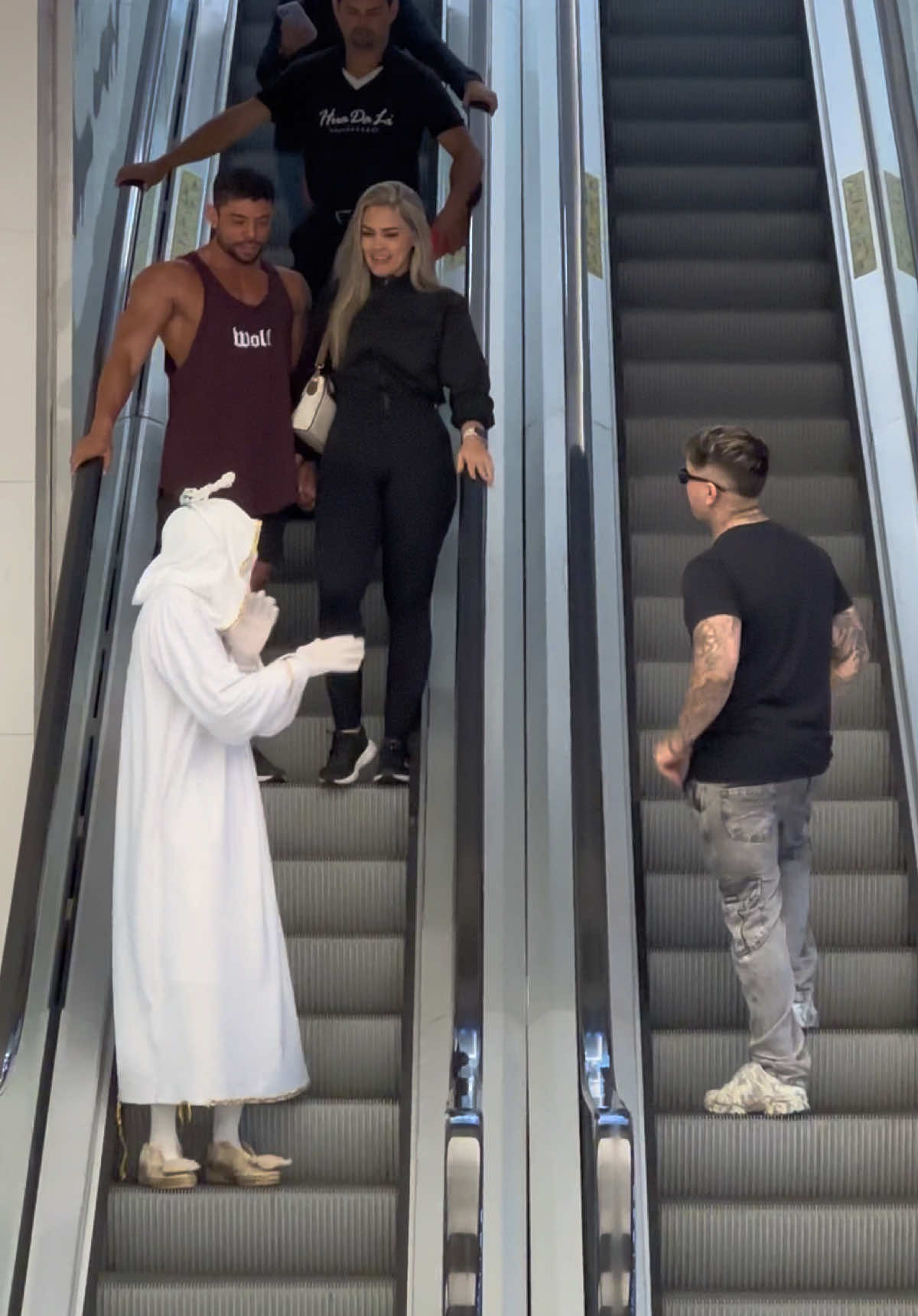 O bombado fez o anjo voar kkk O final! 😂