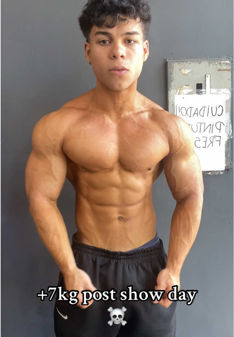 Pegaron los cheats meals #gymmotivation #GymTok #foryoupage #bodybuilders #foryou 
