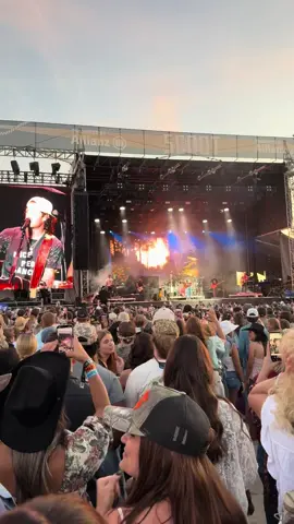 Country calling Tyler Hubbard part 3 #countrycalling #country #concert #oceancity #tylerhubbard @Brandon white299 