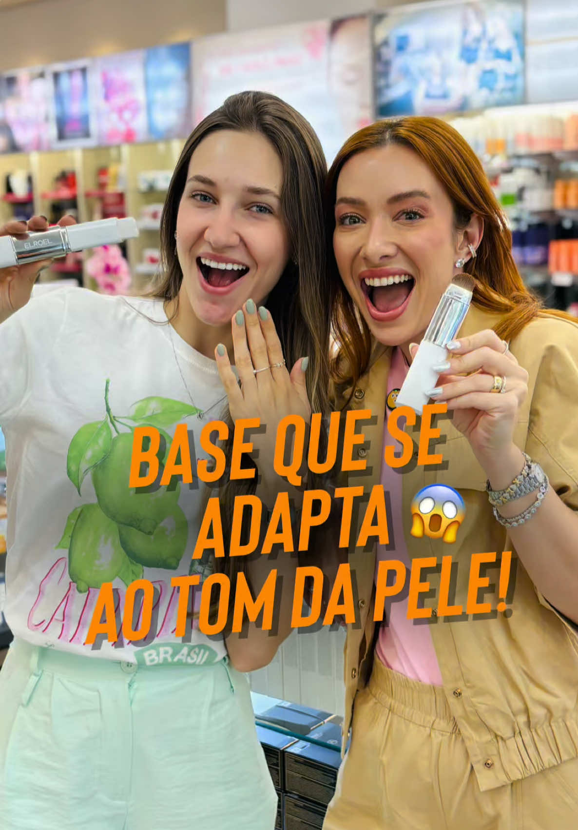 ✨ Pele perfeita em segundos! O Blanc Cover Cream Stick da ELROEL é aquele segredo coreano pra quem ama praticidade e acabamento impecável. 💄 Ele une base + corretivo + protetor solar em um único produto, com cobertura ajustável e acabamento luminoso. Ideal pra retoques ao longo do dia ou pra uma make completa e natural. 🌸 Textura cremosa, fácil de aplicar e com efeito de pele saudável e radiante. Coloca essa loja no roteiro e vem testar o poder da beleza coreana! 🇰🇷💕 #skincaretips #skincareviral #skincarecoreano  Loja : Shopping Terra Nova 