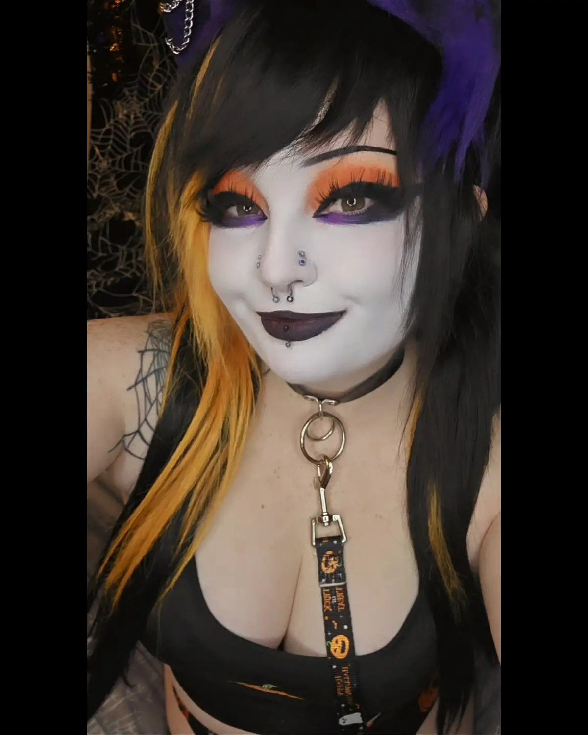 #halloween #spookyszn #spookyseason #gothgirl #nekogirl 