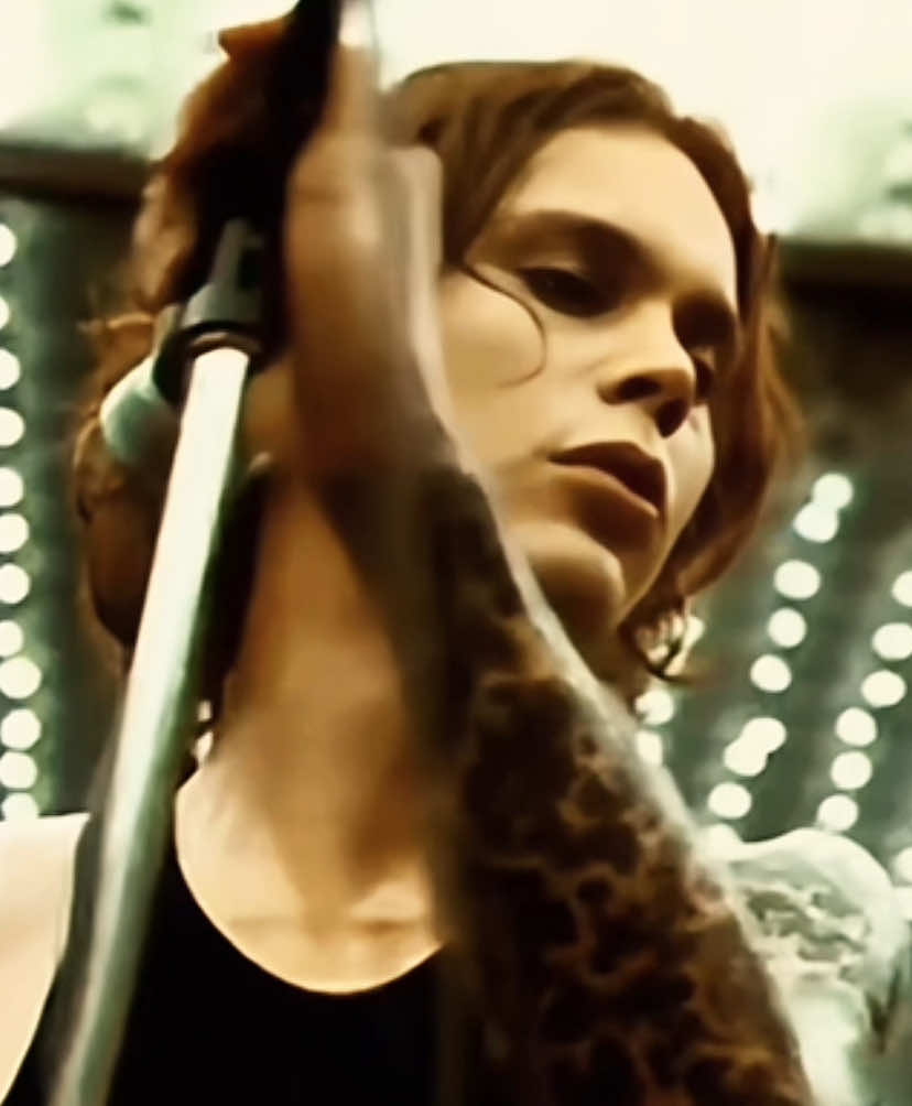 Late for this but anyways ville and his random babbles on top#villevaloedit #villevalo #villehermannivaloedit #himband #villehermannivalo 