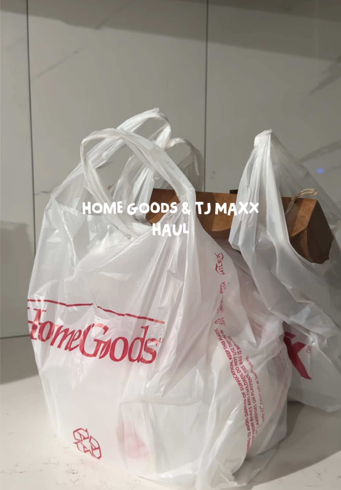 Tjmaxx and home goods haul 👏🏼👌🏽 Love these type of videos  @TJ Maxx @HomeGoods  #tjmaxx #homegoods #haul #falldecor #shoppinghaul 
