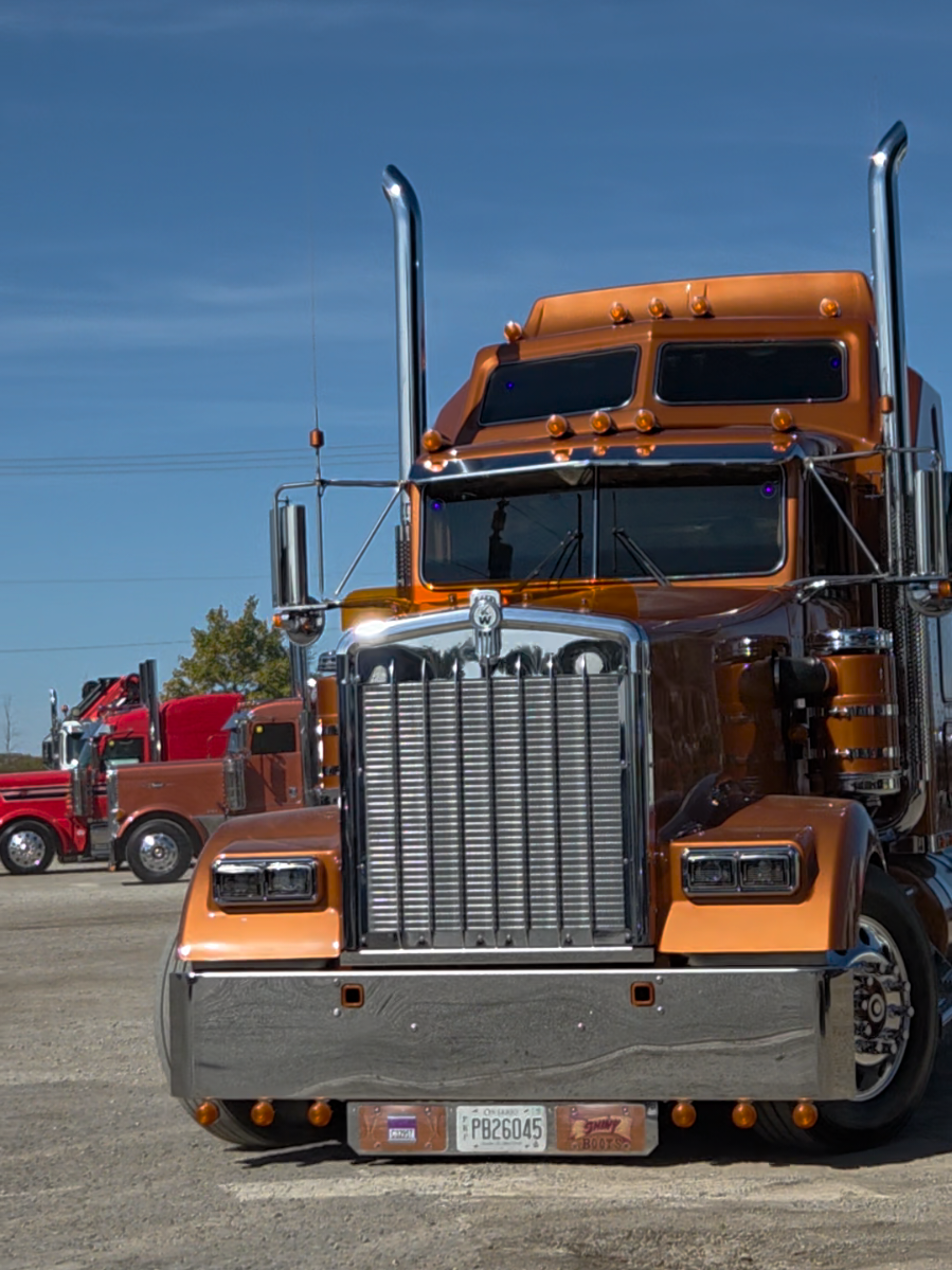 Vernla nailed it 🤯👌🏻🔥#NuffSaid #Kenworth #FYP 