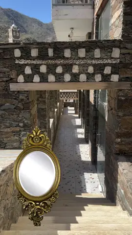 من هو اول من اكتشفت المرأة  #meme 