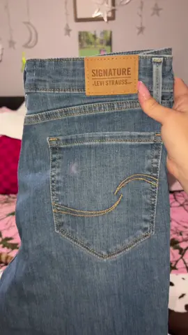 What I work today for work as a toddler teacher🎀 #OOTD #fashion 