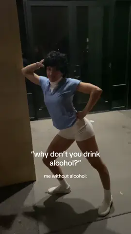get ready for the halloween content 😝 #halloween #sober #noalcohol #sobercomedy #fyp 