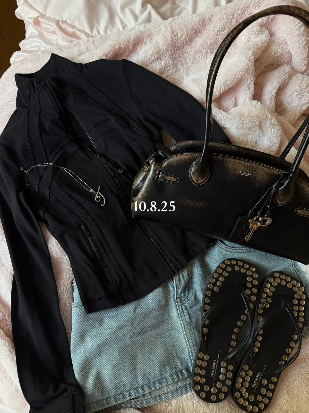 #fypシ #fyp #minivlog #adayinmylife #comewithme #nailday #nailvlog #halloween #spookyseason #houston #girlythings #OOTD #ootdinspo #fallfashion #fashiontiktok 