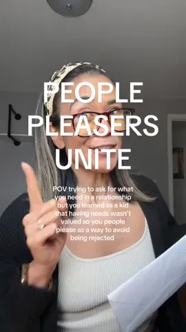 People pleasing everyone except for yourself 🤦🏻‍♀️#anxiousattachment #peoplepleaser #fearofrejection 