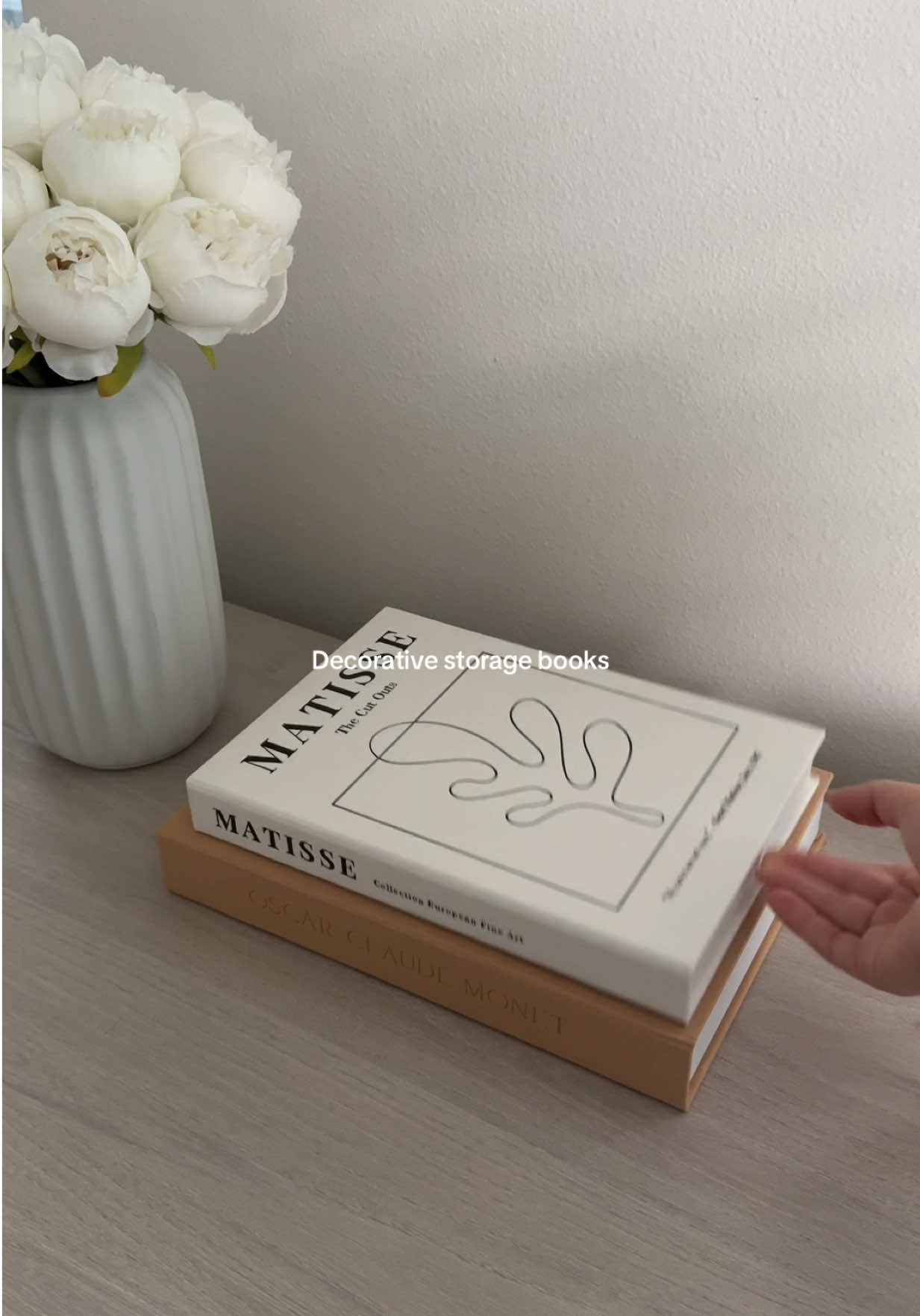 Decorative storage books #decorativebooks #jewelrybox #coffeetabledecor #aestheticbook #bookbox 