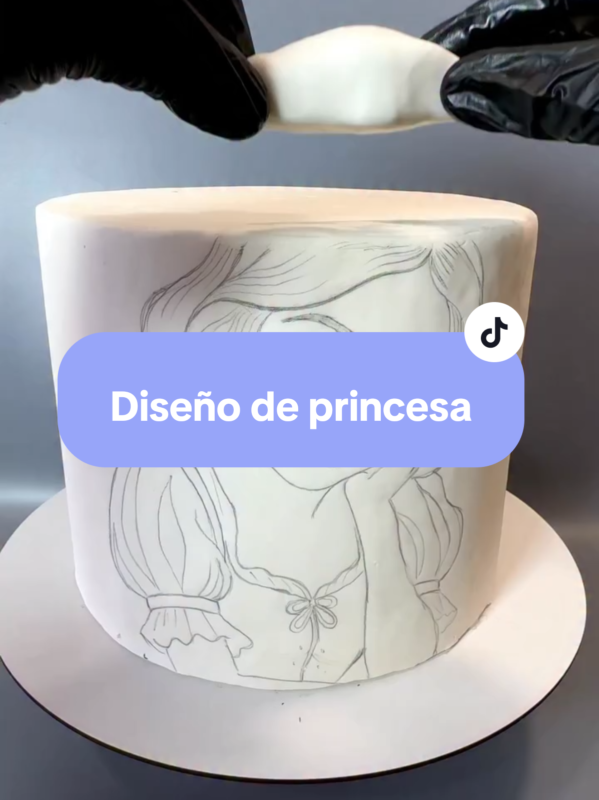 Curso de Pastelería gratuito, serán clases en vivo y virtuales dónde podrás participar, solo debes ingresar al link del perfil🎂👨🏻‍🍳