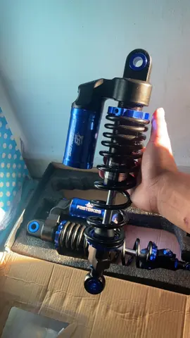 Shockbreaker belakang fastbikes #shockbreaker #fastbikes #shockbreakermotor #viral #masukberanda 