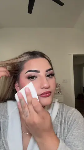 @Carslanvn 🤌🏻🤌🏻 #settingspray #makeup #waterproofsettingspray 