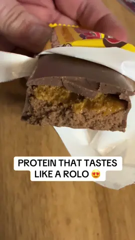 Tastes like a candy bar! #foodtiktok #protein #chocolate #Foodie #weightloss 