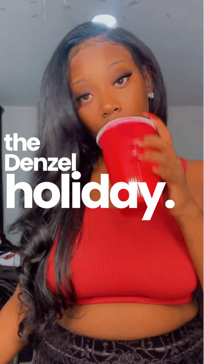 What is your drink of choice ⁉️ #denzelwashington #denzelholiday #drinkingholiday #october11 