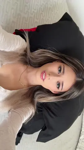 don’t have blue eyes but this song is so pretty 