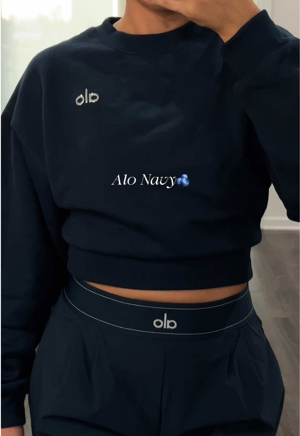 Matching (cozy) sets all fall 🤍 #alo #aloyoga #fallshopping #fallfashion #alohaul 