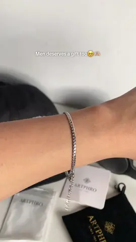 They deserve a gift too💫 #bracelet #menbracelet #giftforhim #giftideas #fypppppppppppppp 