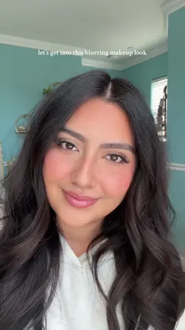 🤍#makeuptutorial #blurringmakeup #smoothmakeup #makeupbase #longlastingmakeup 