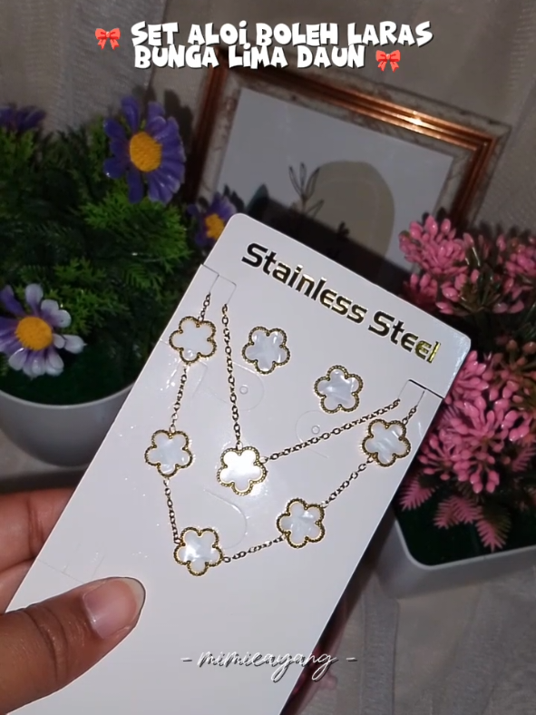 Set Aloi Gelang Rantai Boleh Laras, Reka bentuk Bunga Lima Daun, Logam Laser 🤍✨ Berminat Grab Sekarang Dalam Beg Kuning 👆✨ #barangkemas #cantik ##tahanlama #fyp #fyppppppppppppppppppppppp 