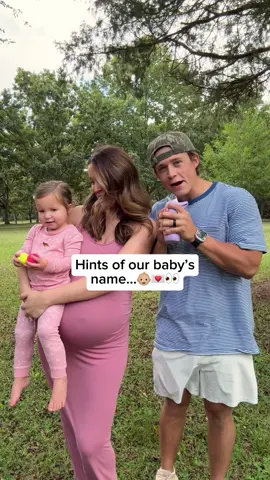 We thought it was timeeee #taylorandsoph #pregnant #babynames #family #surprise 