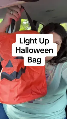 Light up Trick or Treat Bag!  #halloweenbag #trickortreatbags #lightupbag #halloween2025