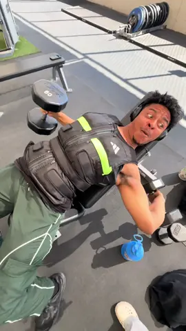 Almost lost my arm yesterday @Haileyannmarie 😭 #GymTok #gymfails #gymfail #benching #funny 