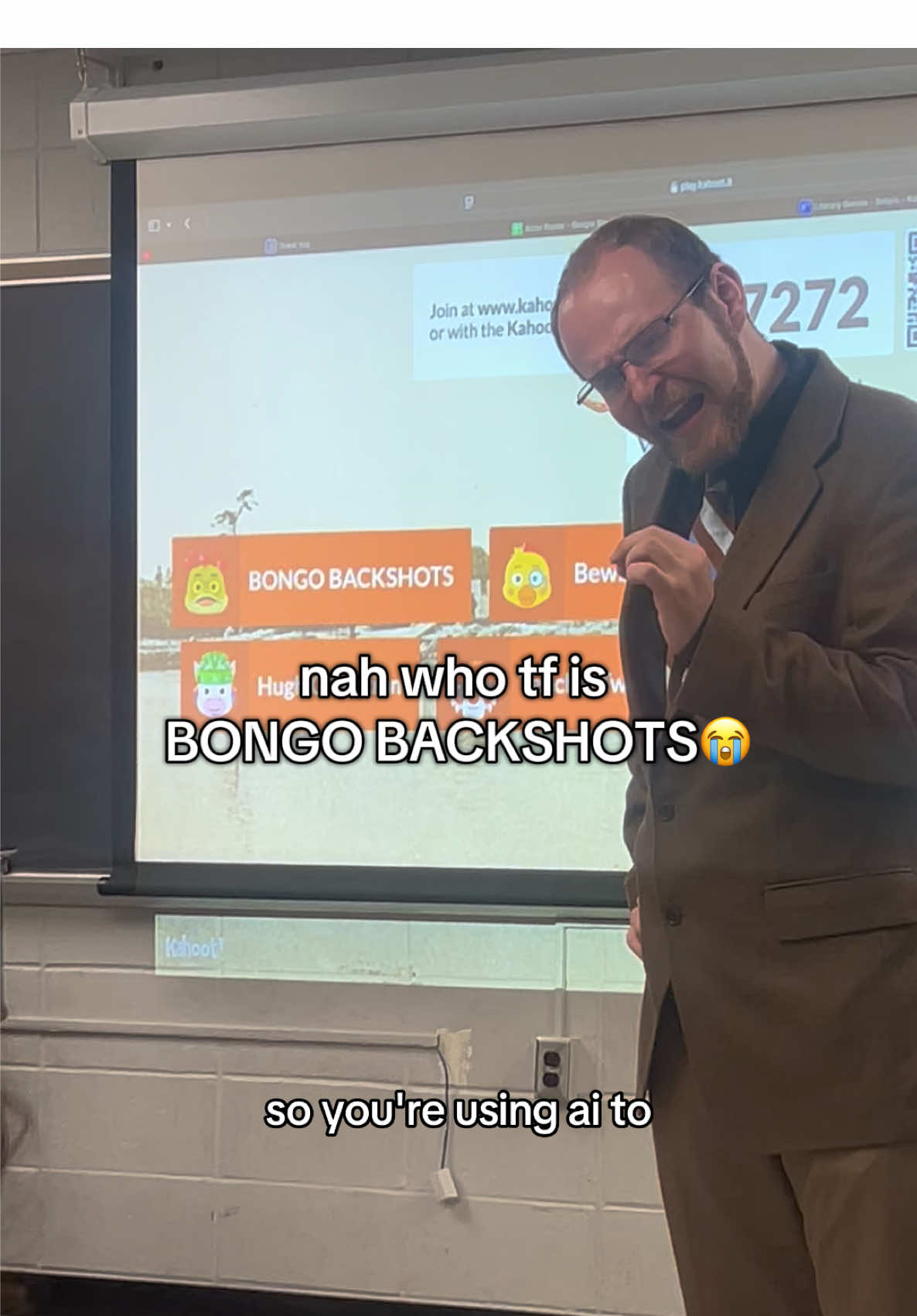 It’s funny to me 😂 #college #genz #professor 