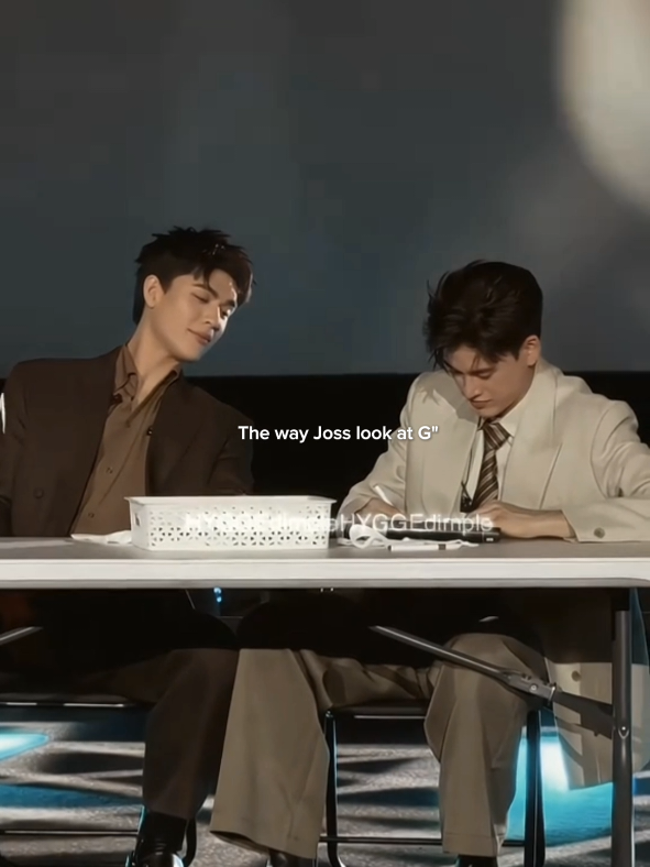 The way j look at G💗#creatorsearchinsights #josswayar #jossgawin #gawincaskey #smile 