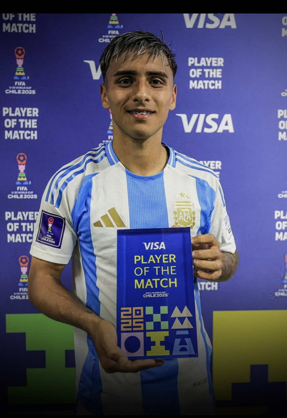 Con ustedes Milton Delgado, el jugador del partido elegido por la FIFA frente a Nigeria, y el dueño del mediocampo de Argentina en este Mundial Sub-20.💎🇦🇷