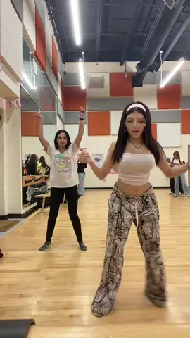 Ntm on hg she was still learning #fypシ゚viral #foryoupage #cutwater #tiktokdance #fypppppppppppppp 