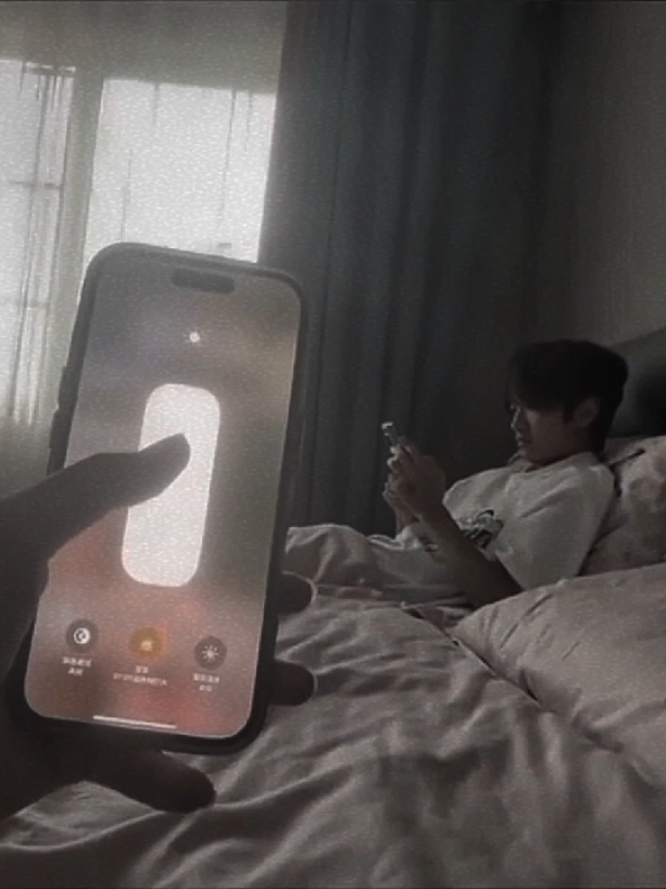 Một chiều mưa rơi buồn lặng lẽ... #fyp #ngayyeudau #viralvideo #koik #xh 