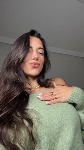 Uma mulher com a unha feita não quer guerra com ninguém ❤️‍🩹 #fy #fyp 