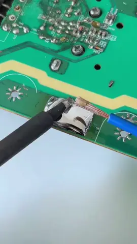 #Solder Paste Easy Soldering for Strong Connections #Solder Paste #Welding Technology #Welding Experience Sharing #Welding Helper #Hardware Tools #Good Tools to Share Together #Time and Effort Saving #Practical Tools#goodthings #fyp #Good #tools #viral 