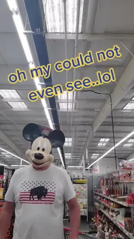 Seriously, I could not see nothing through that mask. I was blind faking. It didn’t look too bad though. What do you think who likes Mickey Mouse? #yoman #neonmoon #Mickey #mini #dance