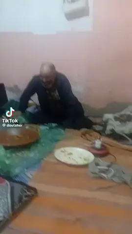 نباح بو طاهر . و ايه هى حكايته و حكايه ربطه بسلسلة من رقبته  #هاشتاج_ملايين_المشاهدات 