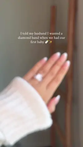 the sweetest reminder of my favorite love stories 🥹 #ringstack 