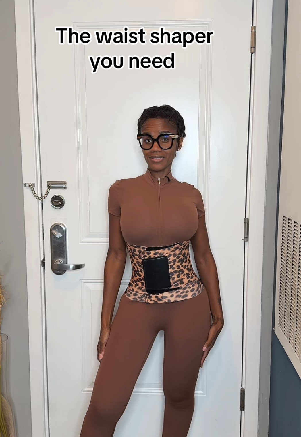 Summer bodies are built in the winter  #TikTokShopFallDealsForYou #tiktokshopcreatorpicks #shapellx #waistshaper #waisttrainer 