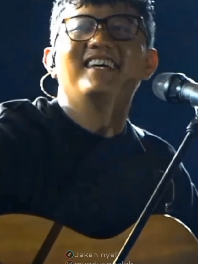 yen aku wes kangen sliramu mesem ning ngimpiku sayang @DENNY CAKNAN @DC. PRODUCTION #langgengdayaningrasa #dennycaknan #dennycaknanterbaru #konserdennycaknan #dcproduction 