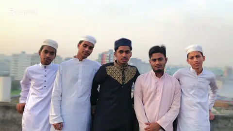 তোমরা আমাদের কে খেত বলো আমরা জা পারি তা তোমাগো সপ্ন#taskintamim #trending #foryou #etiquette #tiktokviral @~𝐄𝐫𝐟𝐚𝐧 ❝ كريم ❞  @𝄞⋆⃝রাঁগীঁ༒♡༎❝༒হুঁজুঁরঁ⋆⃝𝄞 @voicer nayem69 