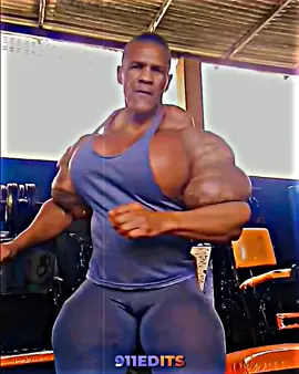 others bodybuilder vs the last one #edit #trollface #bodybuilding #trending #viral 