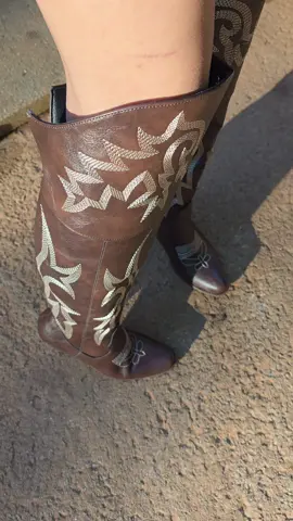 botas hermosas vaqueras #botas #vaqueras #botasvaqueras #botaslargas #botasvaqueras👢❤️ 